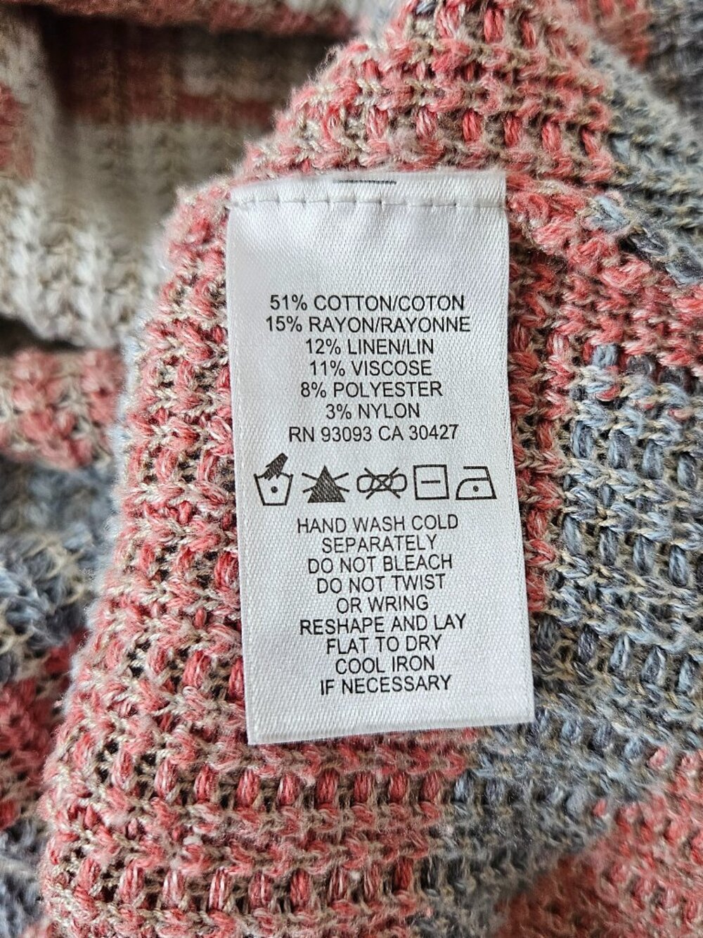 Nic+Zoe Textured Colorblock Loose Knit V-Neck Sweater - Picture 8 of 10